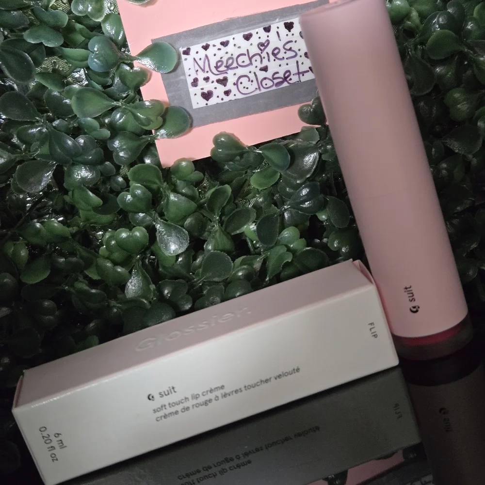 Glossier suit soft